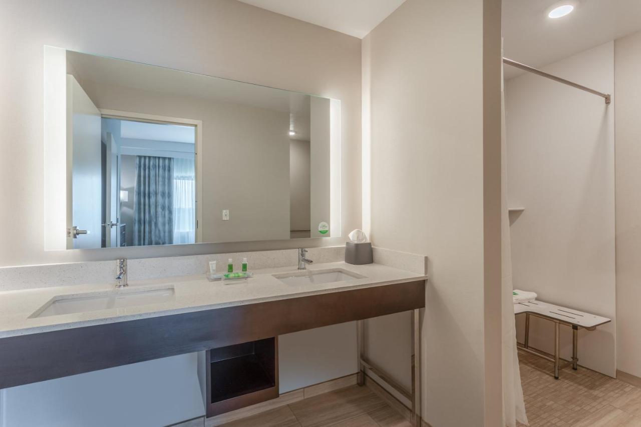 Holiday Inn & Suites - Jefferson City By Ihg Dış mekan fotoğraf